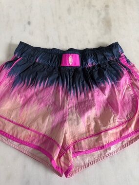 Women's Ombre Pink Athletic Shorts with Navy Waistband